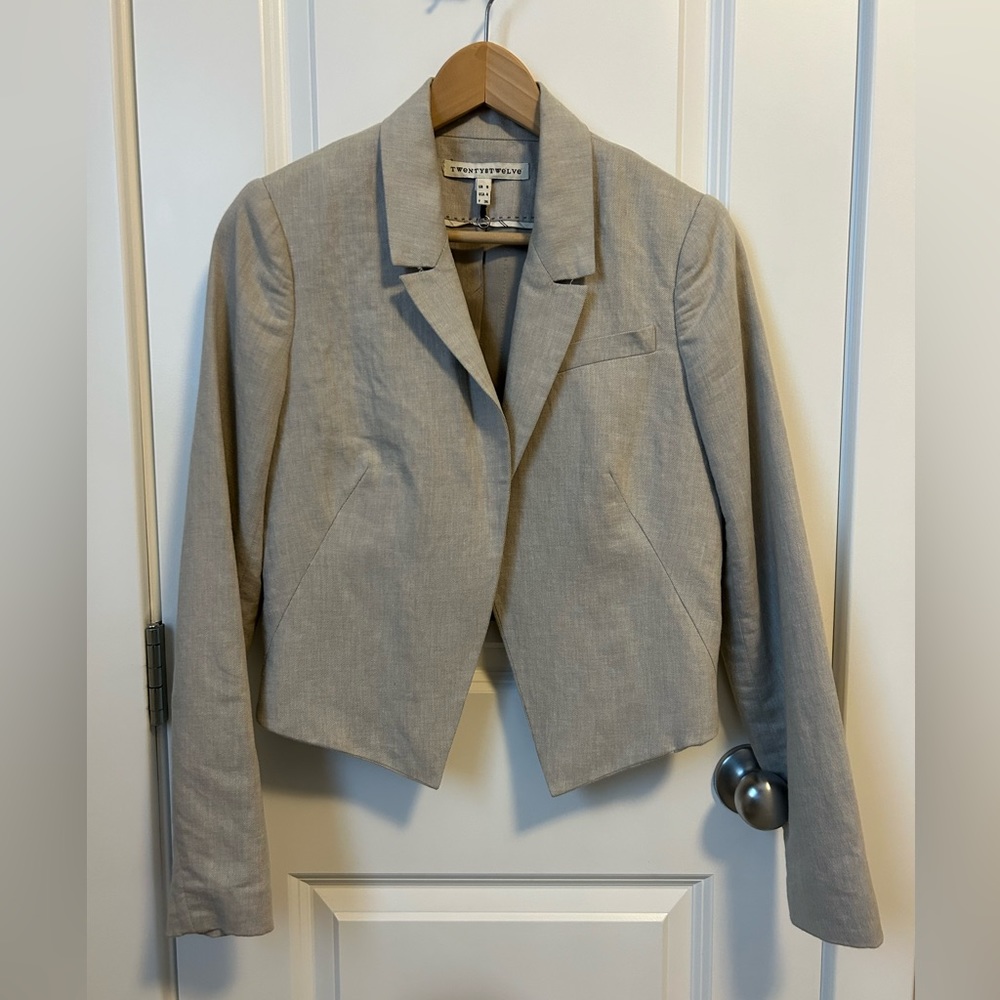 Twenty8Twelve Cropped Linen Blazer - Sz US4